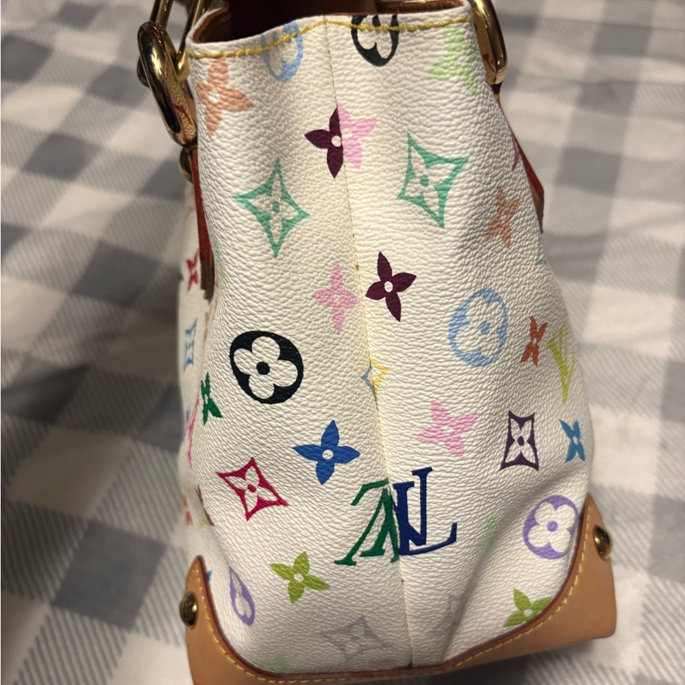 Louis Vuitton Audra bag - Picture 6 of 16